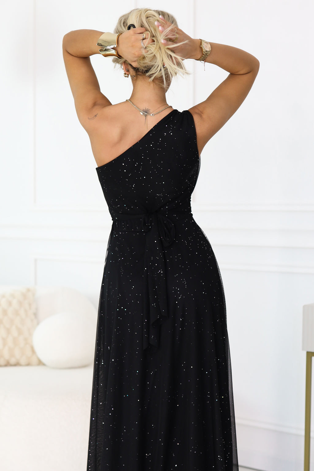 Numoco Basic 656-3 Long, shiny, one-shoulder evening dress - classic black-5