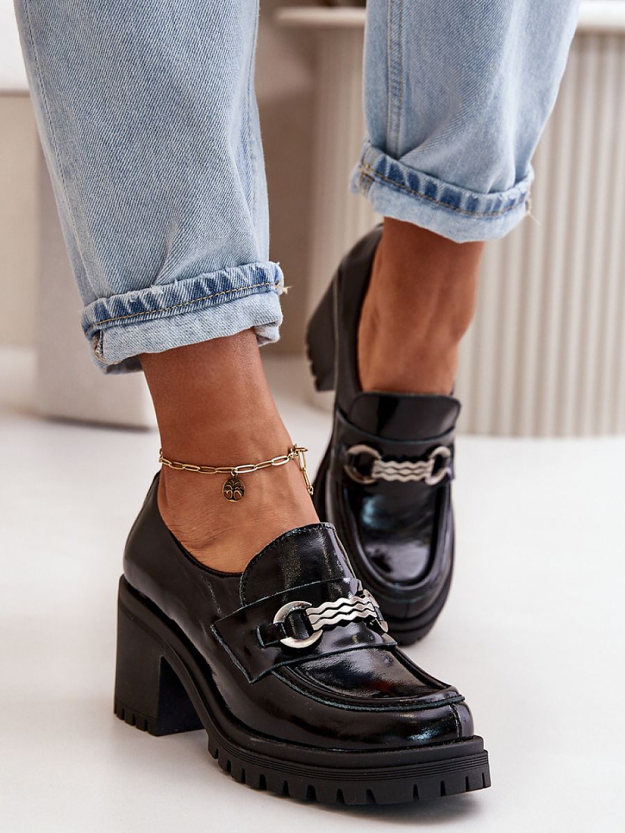 Heeled low shoes model 199810 Step in style