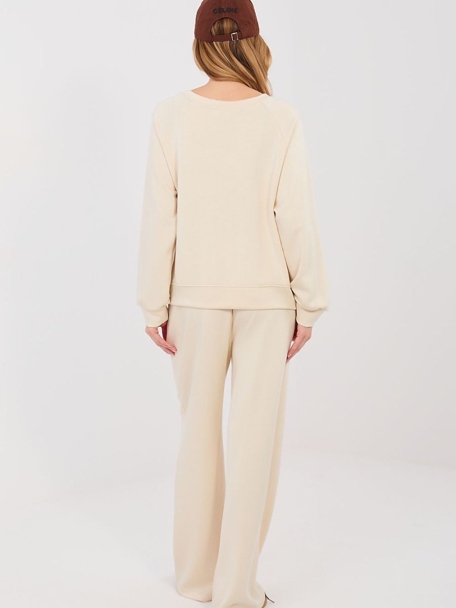 Beige Blødt Træningssæt i Butter-Stof — Factory Price